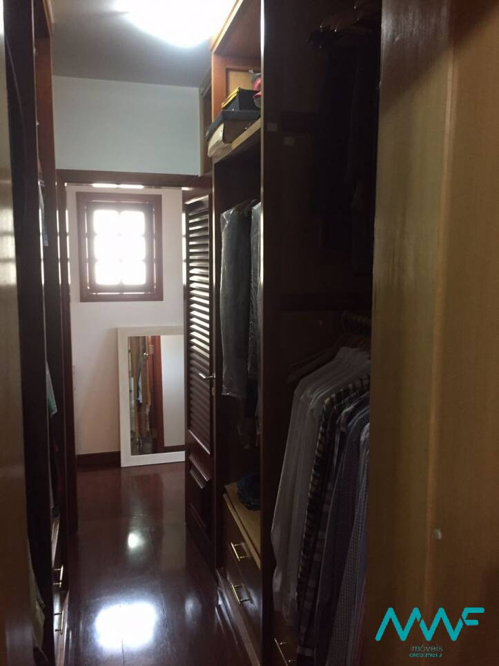 Casa de Condomínio à venda com 4 quartos, 352m² - Foto 18