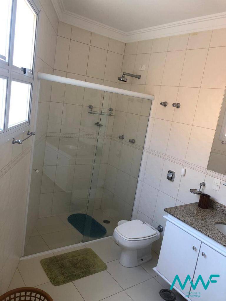 Casa de Condomínio para alugar com 5 quartos, 495m² - Foto 12