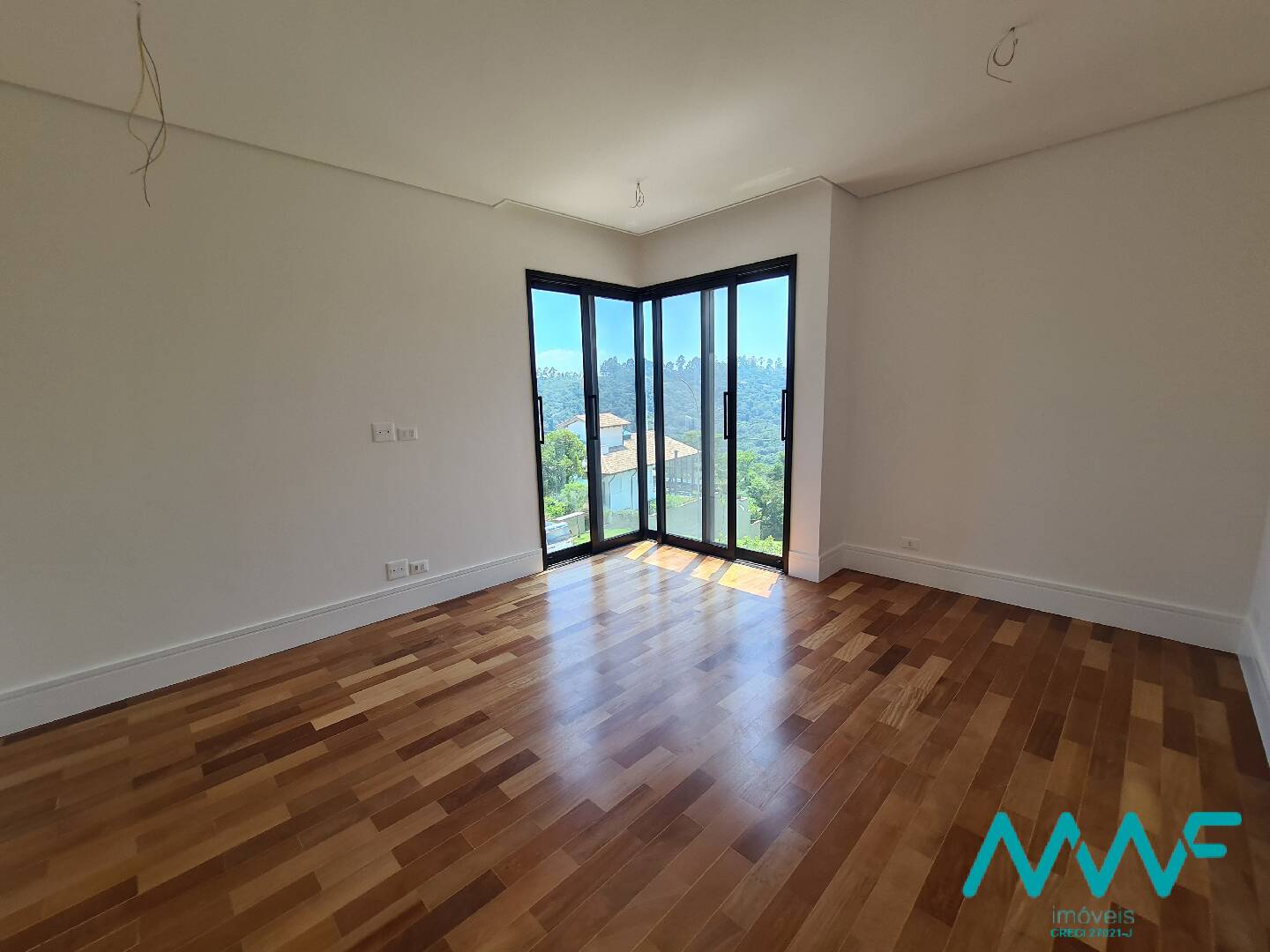 Casa de Condomínio à venda com 4 quartos, 482m² - Foto 13