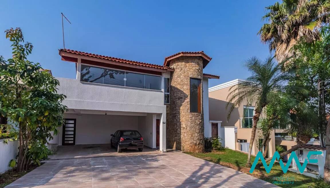 Casa de Condomínio à venda com 4 quartos, 450m² - Foto 1