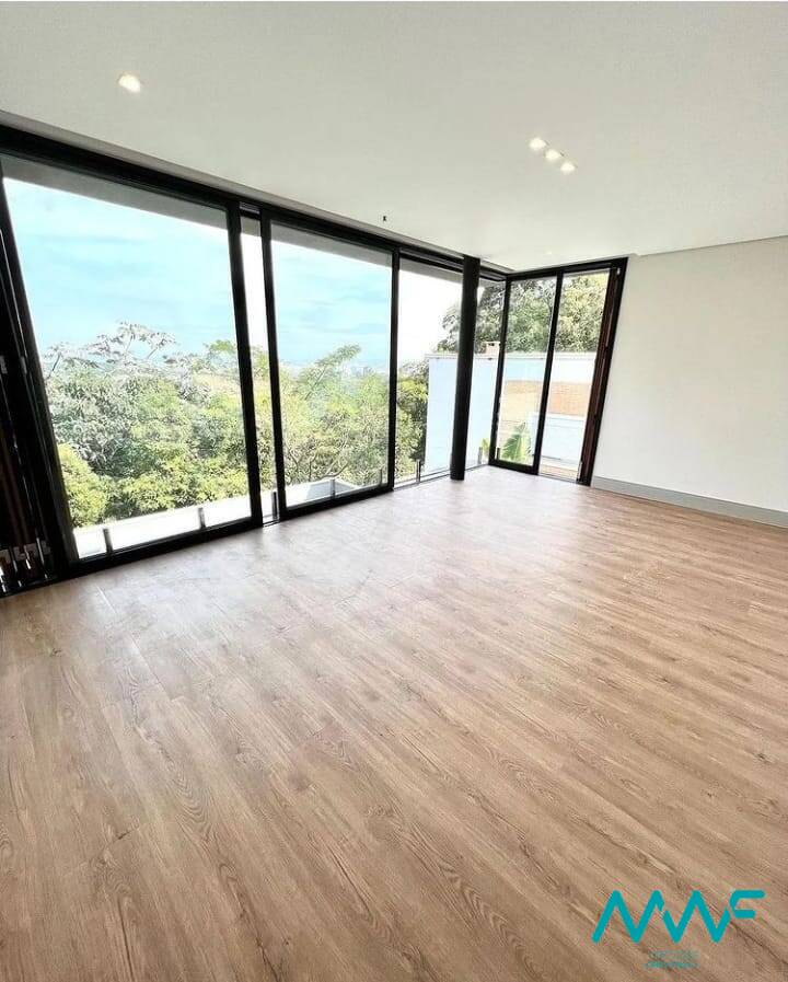 Casa de Condomínio à venda com 4 quartos, 450m² - Foto 9