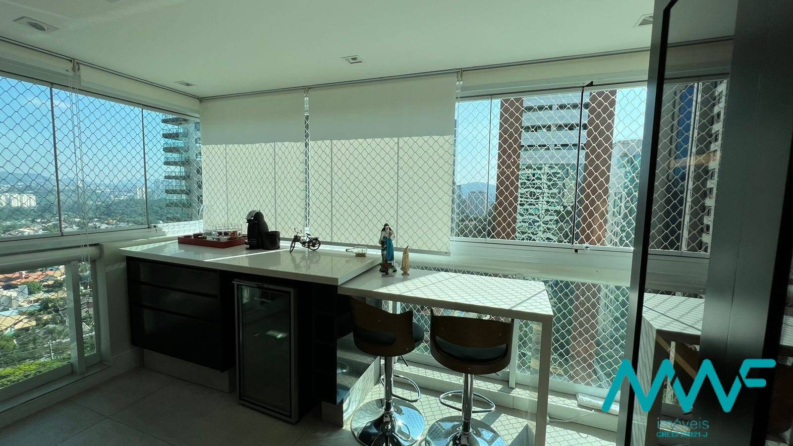 Apartamento à venda com 3 quartos, 250m² - Foto 15