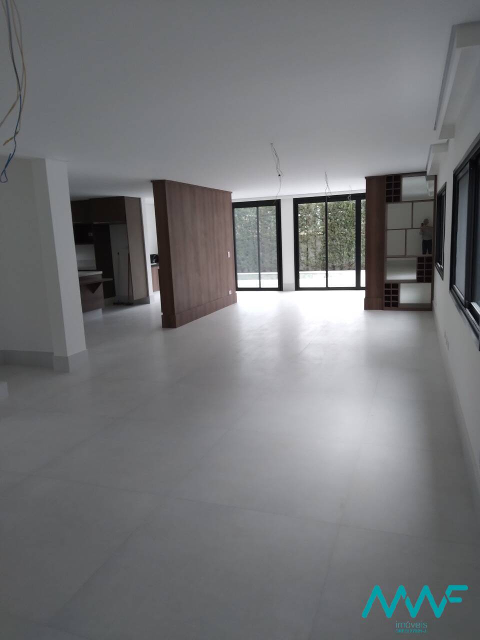 Casa de Condomínio à venda com 4 quartos, 435m² - Foto 5