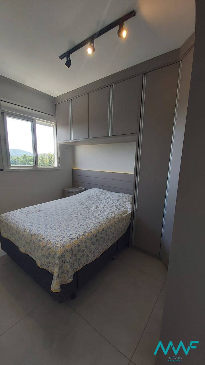 Apartamento à venda com 3 quartos, 90m² - Foto 11