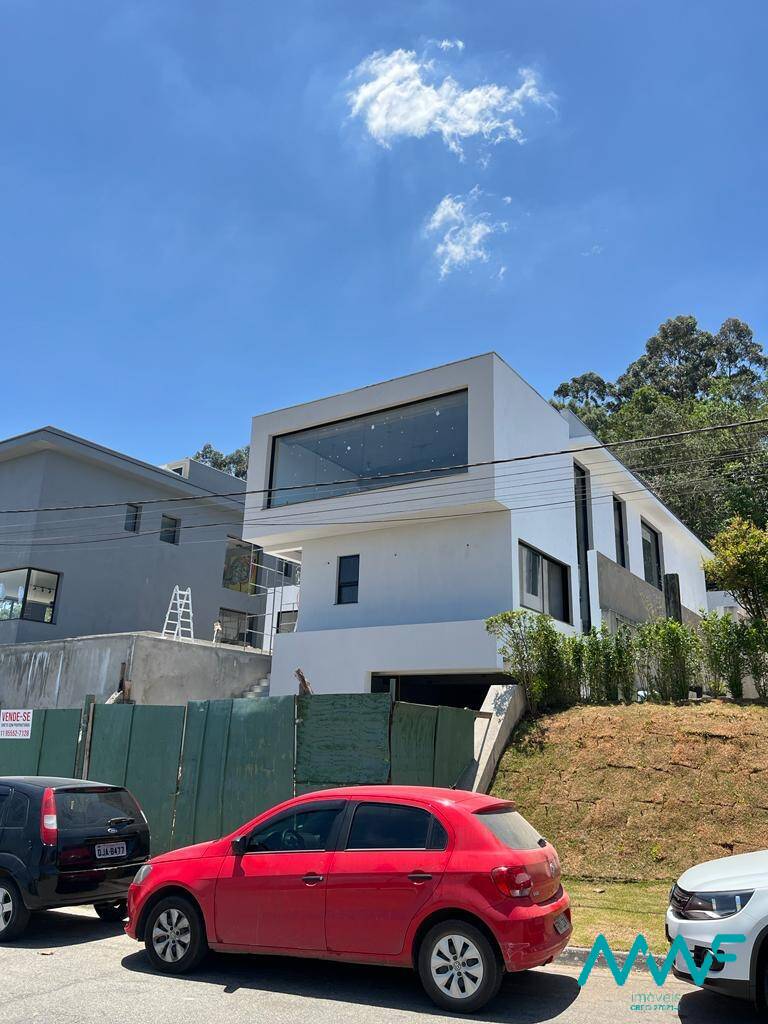 Casa de Condomínio à venda com 5 quartos, 486m² - Foto 3