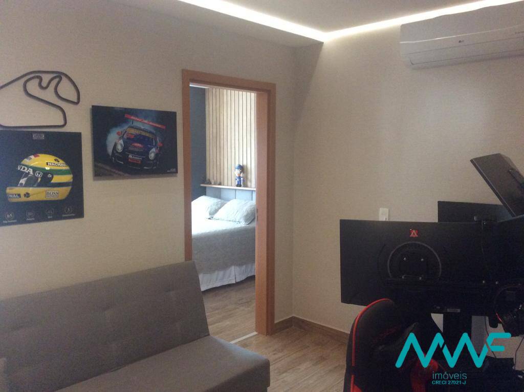 Apartamento à venda com 3 quartos, 228m² - Foto 19