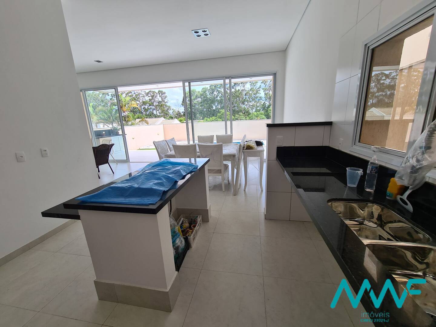 Casa de Condomínio à venda com 4 quartos, 322m² - Foto 10