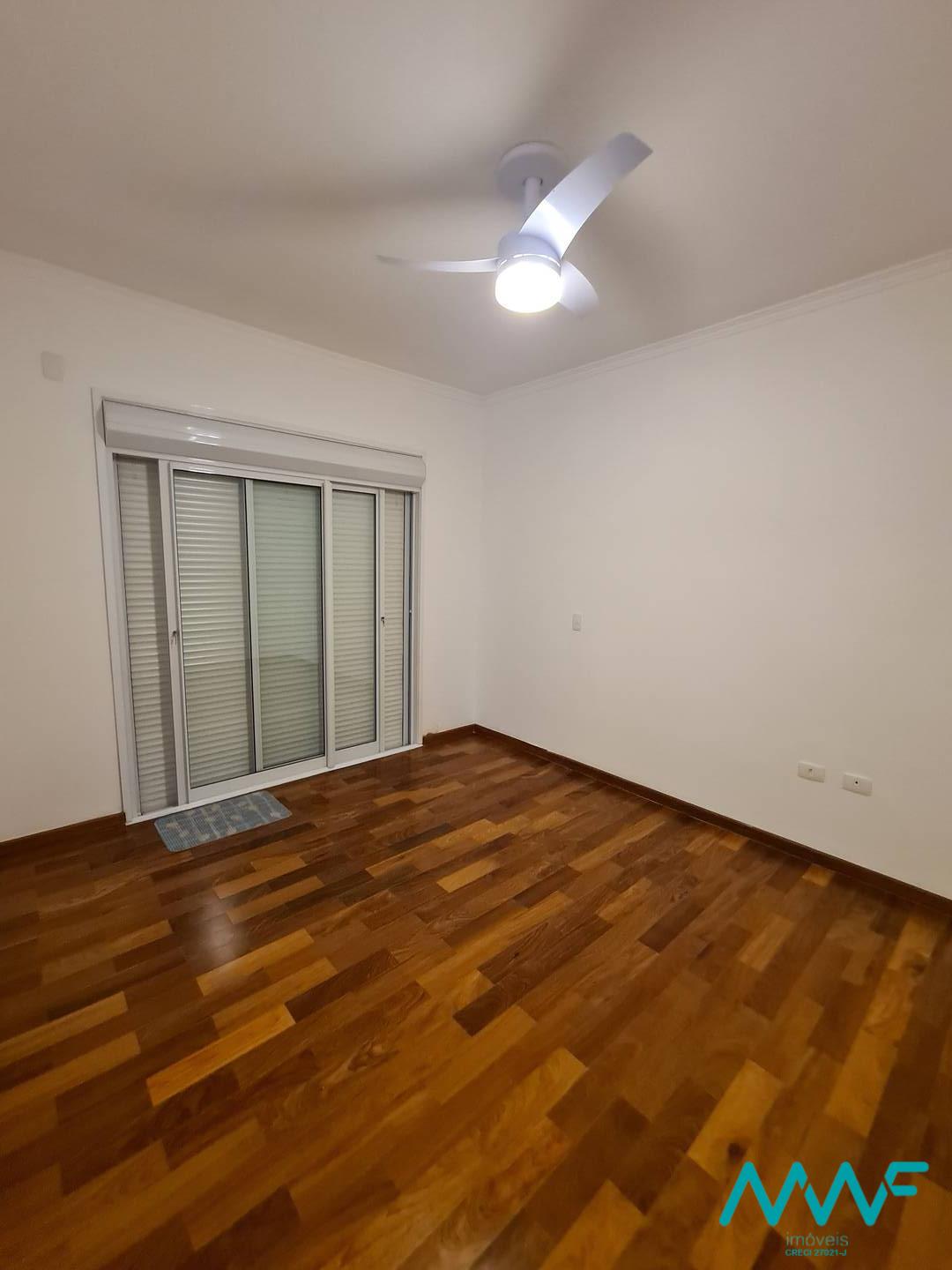 Casa de Condomínio à venda com 4 quartos, 322m² - Foto 16