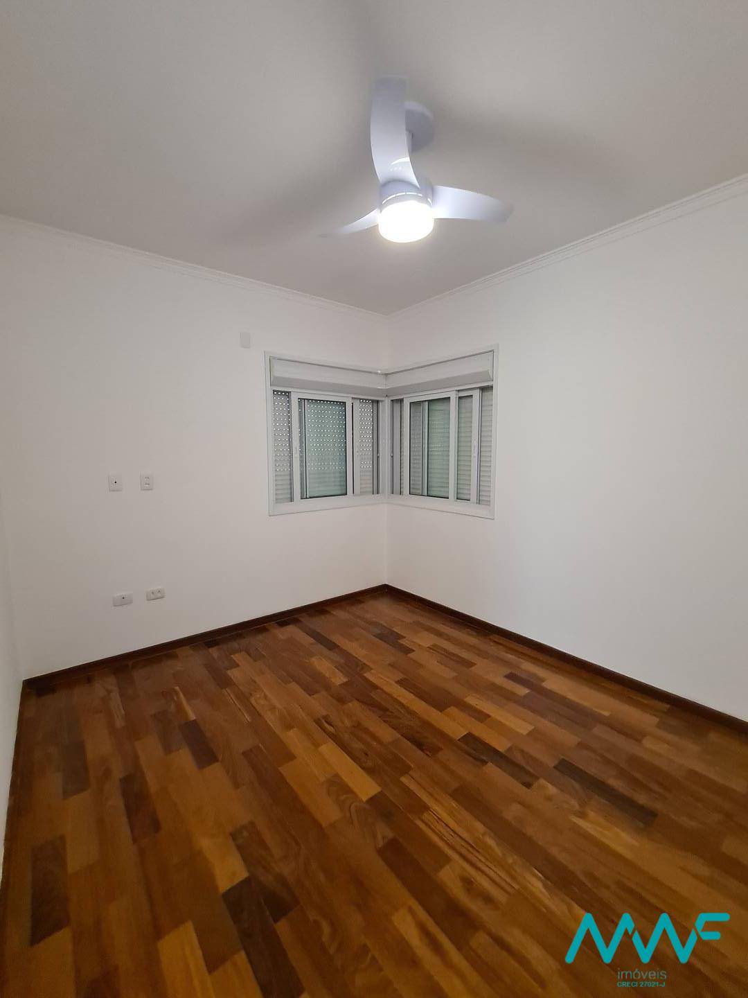 Casa de Condomínio à venda com 4 quartos, 322m² - Foto 18