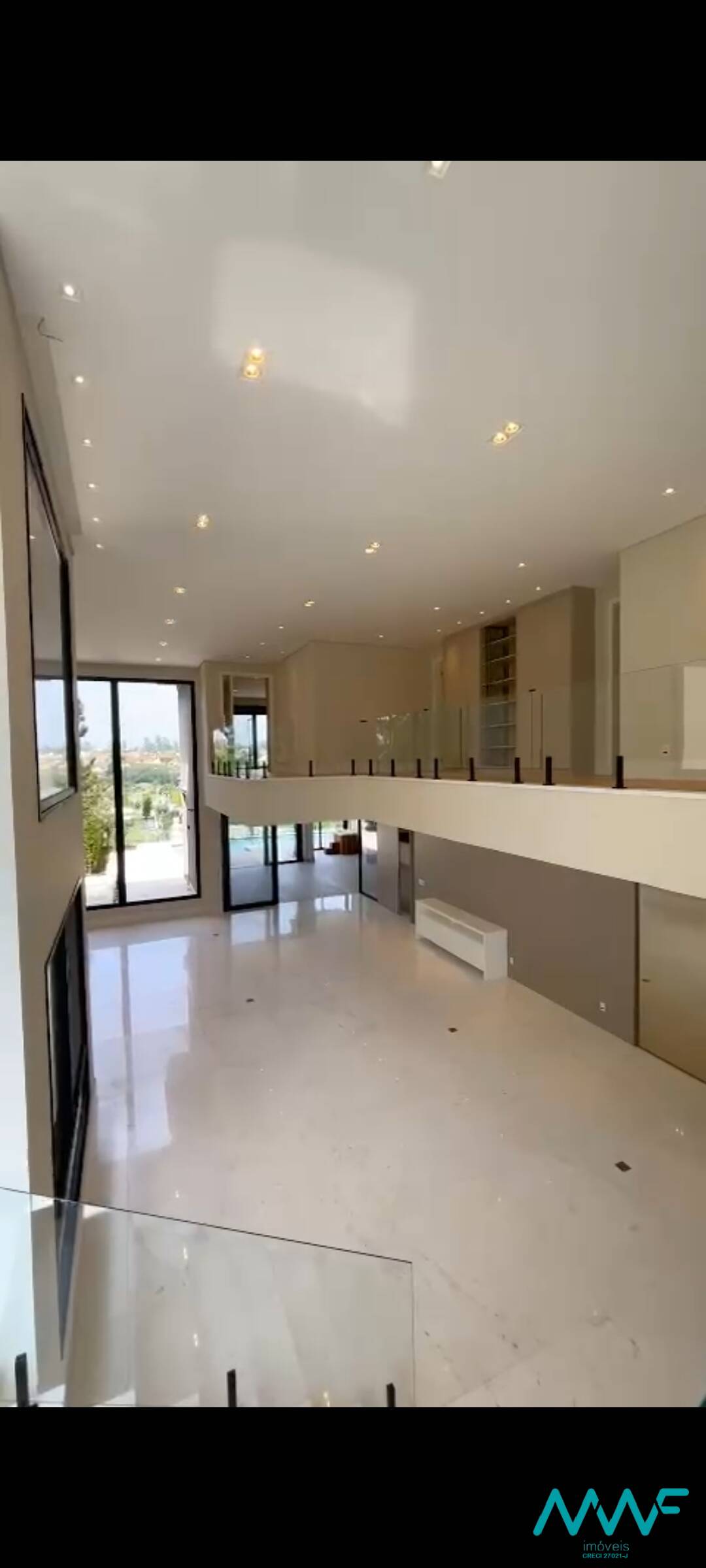 Casa à venda com 5 quartos, 1200m² - Foto 5