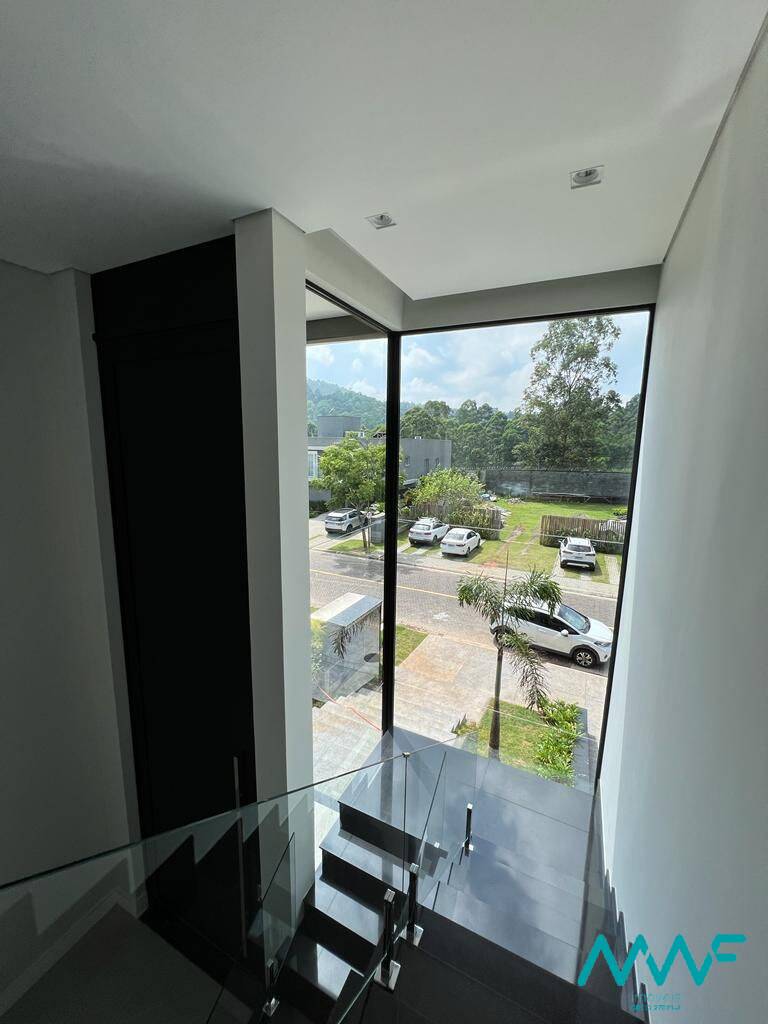 Casa de Condomínio à venda com 5 quartos, 450m² - Foto 6