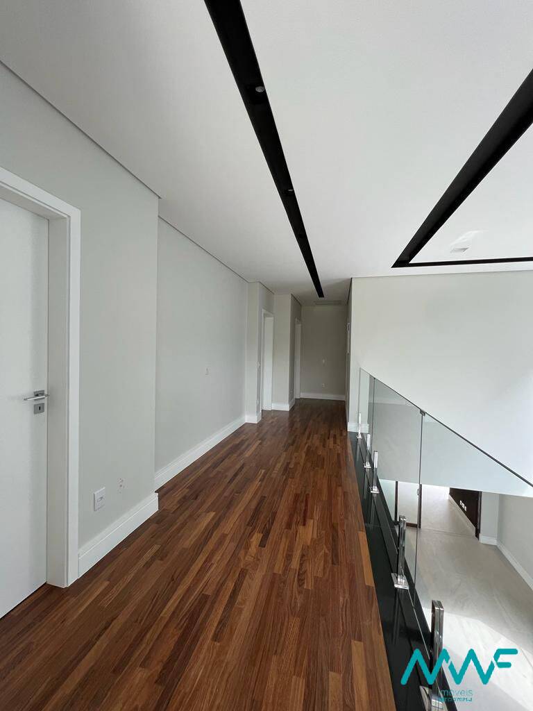 Casa de Condomínio à venda com 5 quartos, 450m² - Foto 13