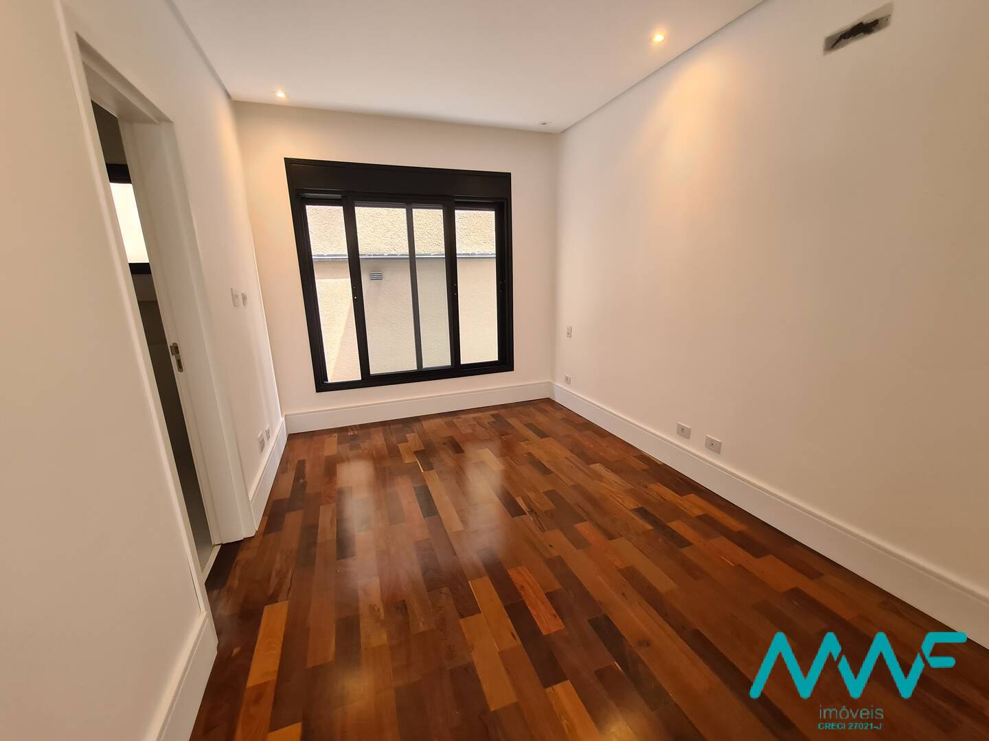 Casa de Condomínio à venda com 4 quartos, 280m² - Foto 10