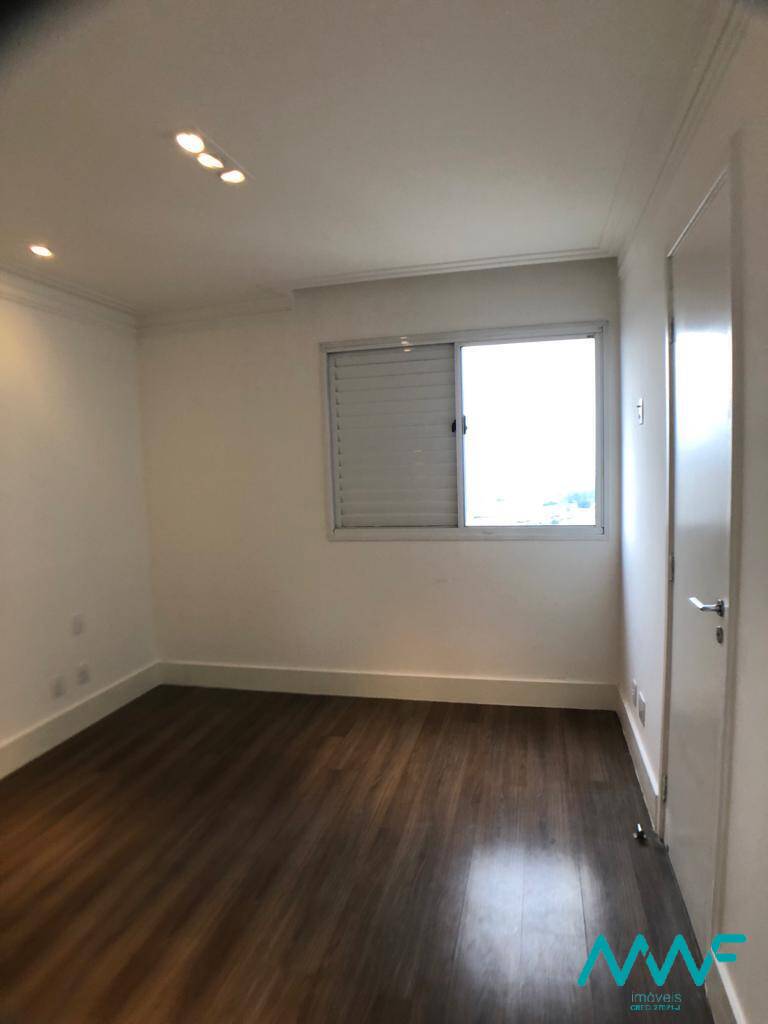 Apartamento à venda com 3 quartos, 164m² - Foto 10