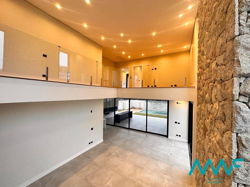 Casa de Condomínio à venda com 5 quartos, 440m² - Foto 3