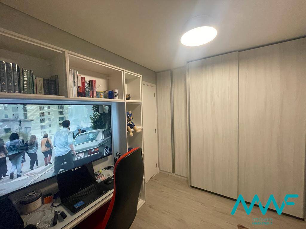 Apartamento à venda com 2 quartos, 62m² - Foto 8