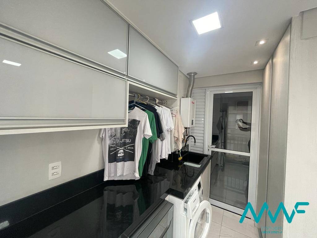 Apartamento à venda com 2 quartos, 62m² - Foto 18