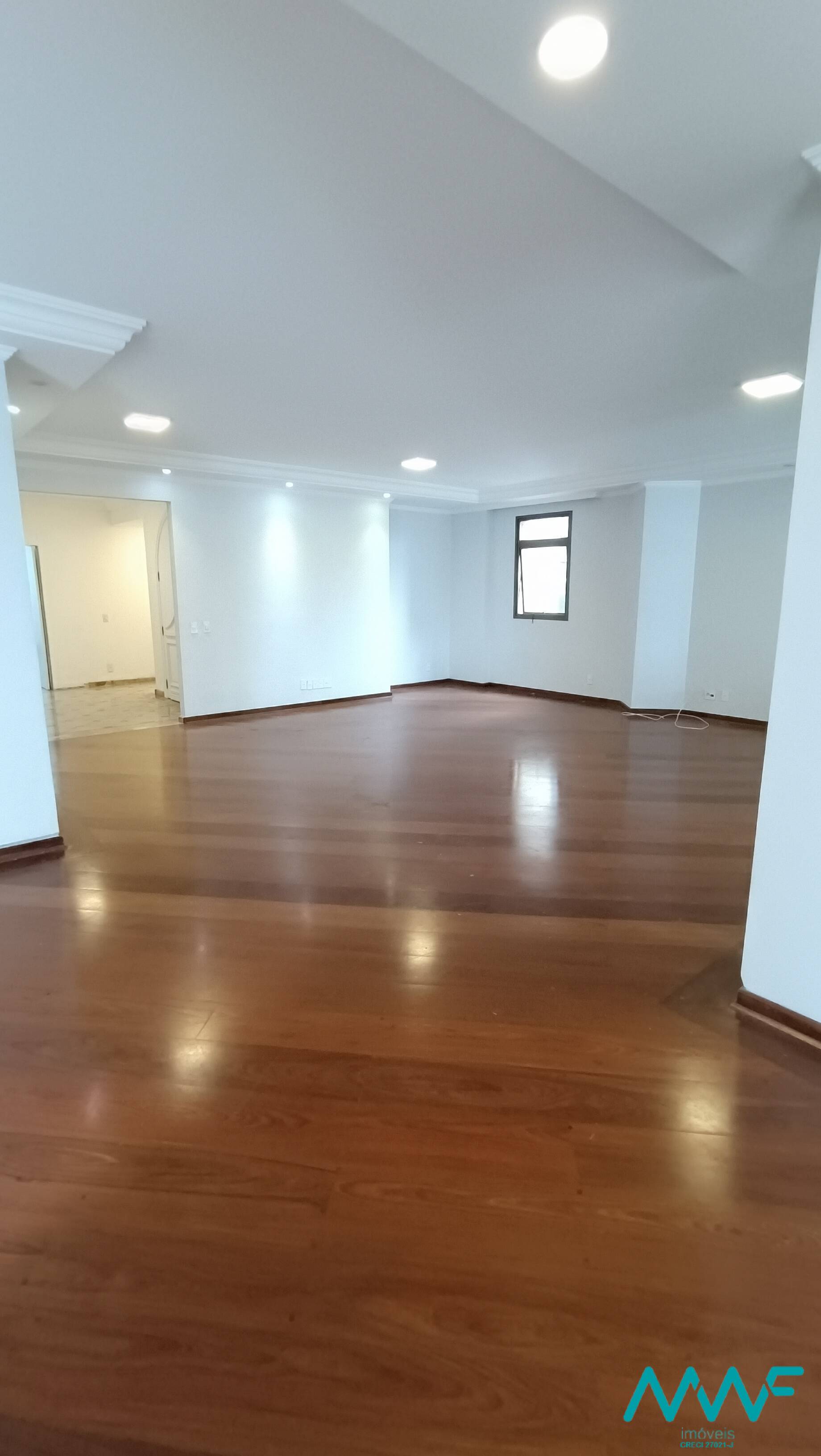 Apartamento para alugar com 5 quartos, 441m² - Foto 4