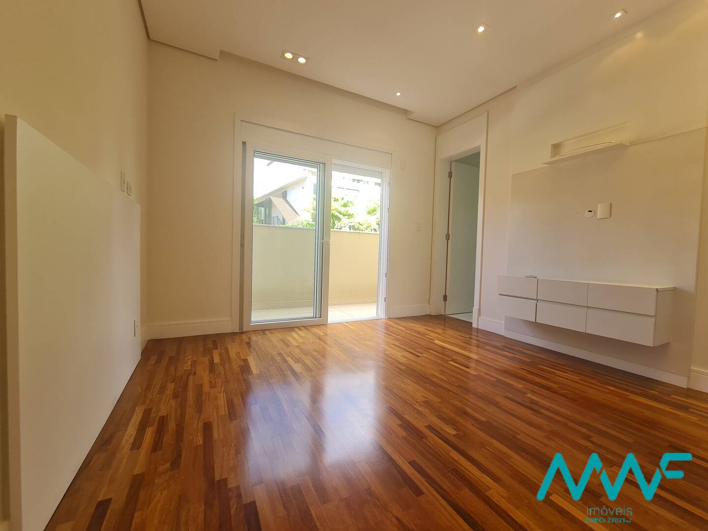 Casa de Condomínio à venda com 4 quartos, 500m² - Foto 54