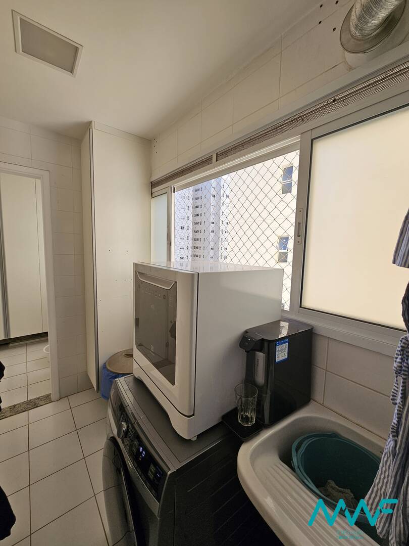 Apartamento à venda com 3 quartos, 132m² - Foto 19