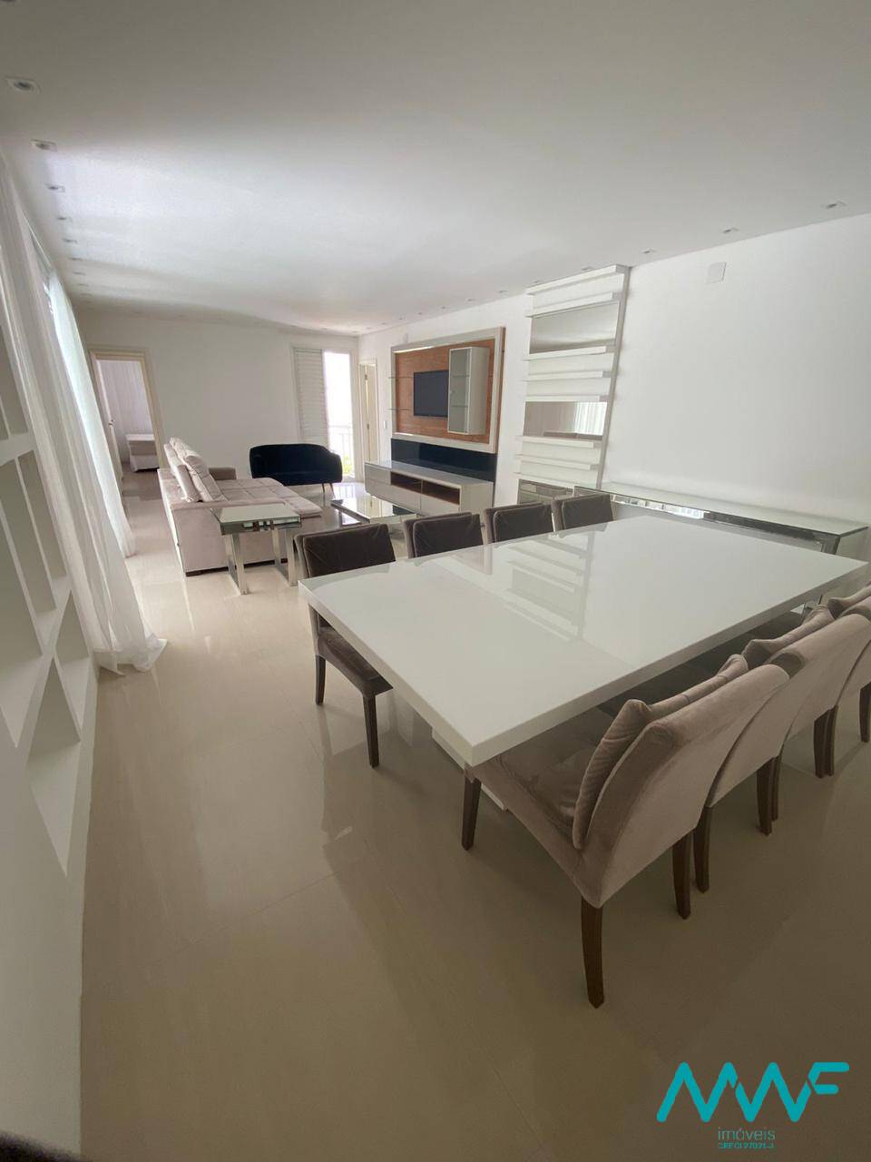 Apartamento para alugar com 2 quartos, 116m² - Foto 7