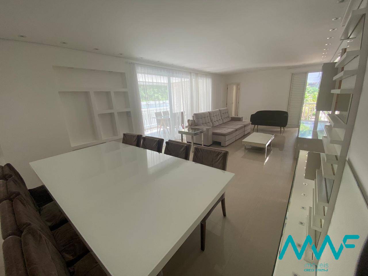 Apartamento para alugar com 2 quartos, 116m² - Foto 8