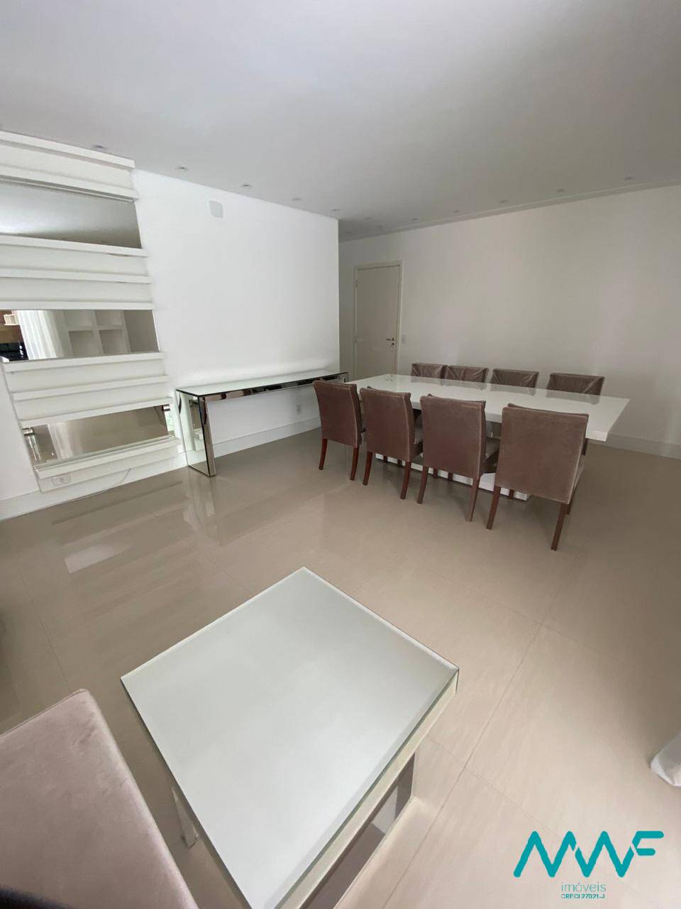 Apartamento para alugar com 2 quartos, 116m² - Foto 10