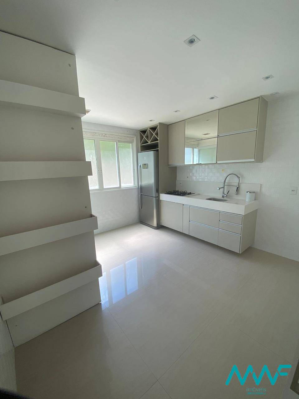 Apartamento para alugar com 2 quartos, 116m² - Foto 13