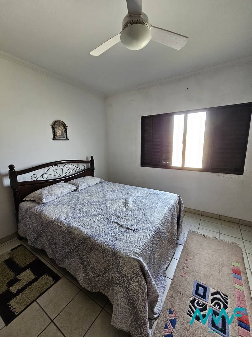 Casa de Condomínio à venda com 4 quartos, 270m² - Foto 17