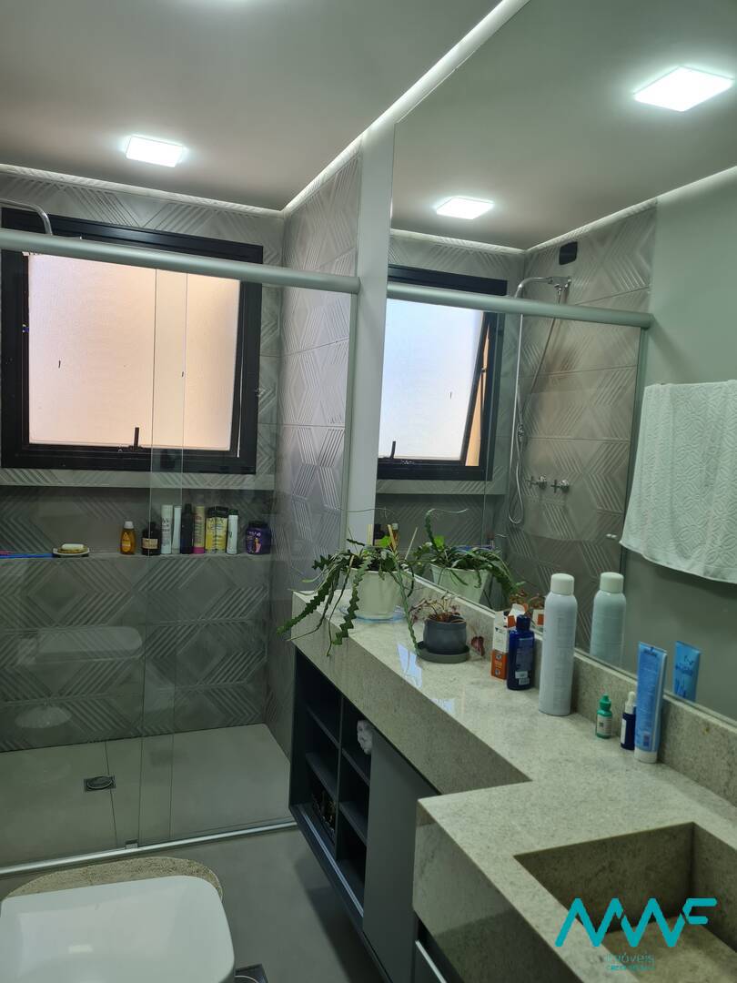 Apartamento à venda com 3 quartos, 147m² - Foto 19