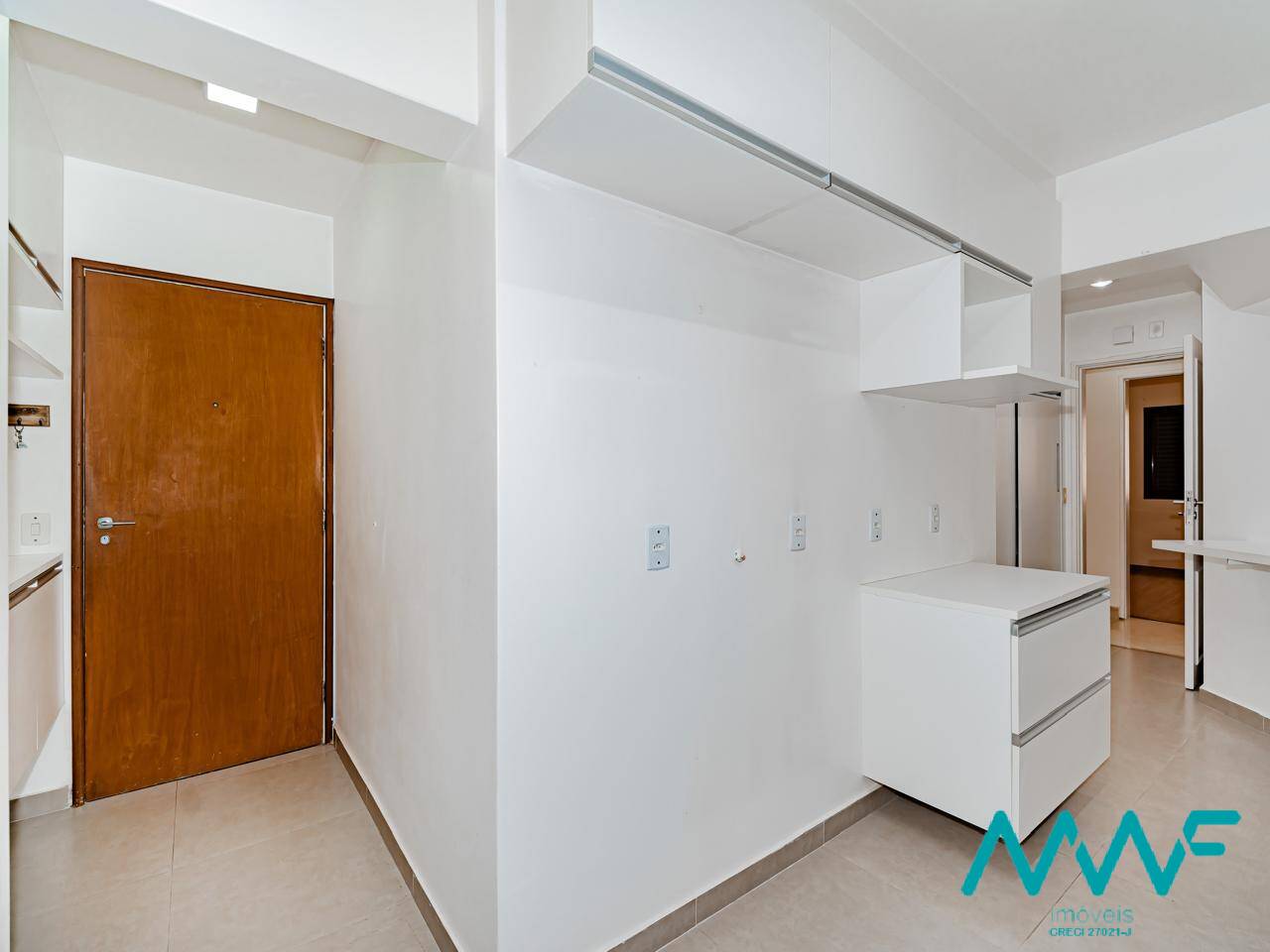 Apartamento à venda com 3 quartos, 98m² - Foto 8