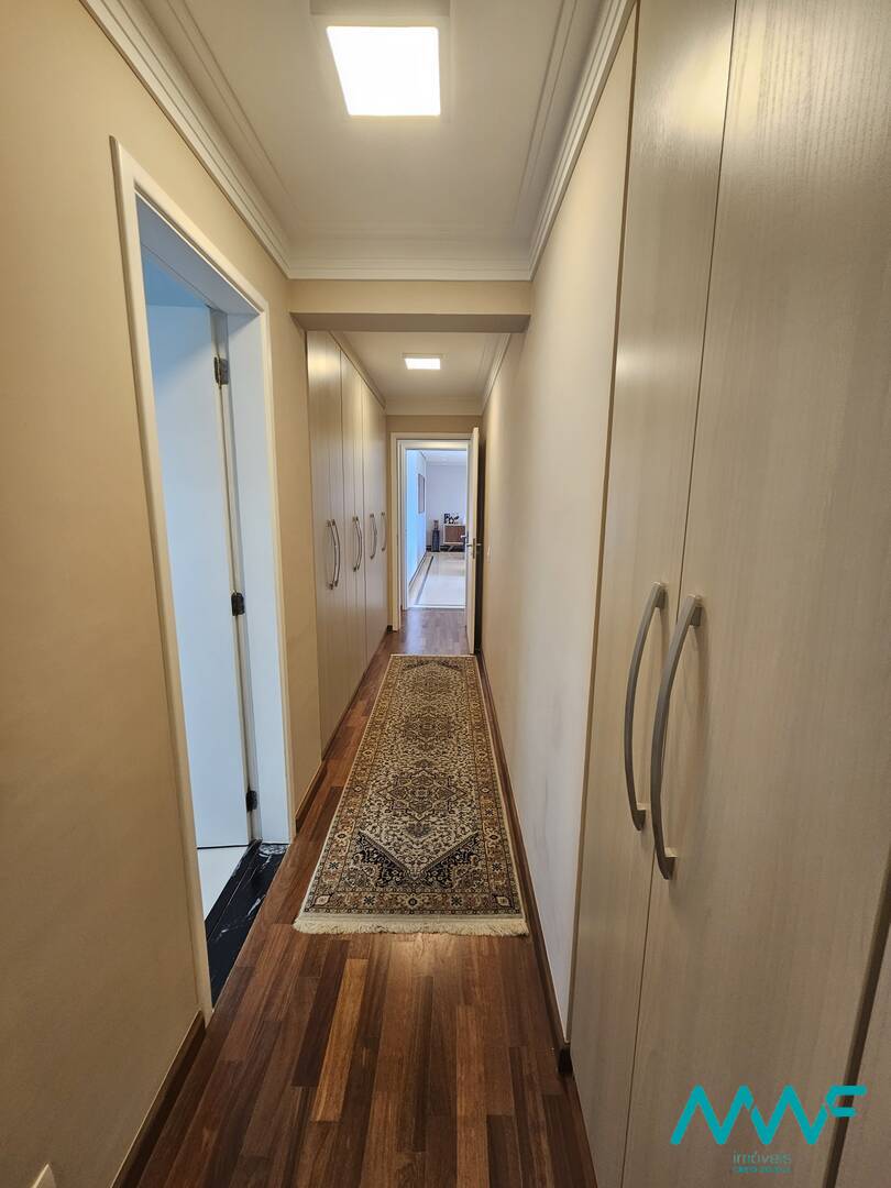 Apartamento à venda com 3 quartos, 196m² - Foto 23