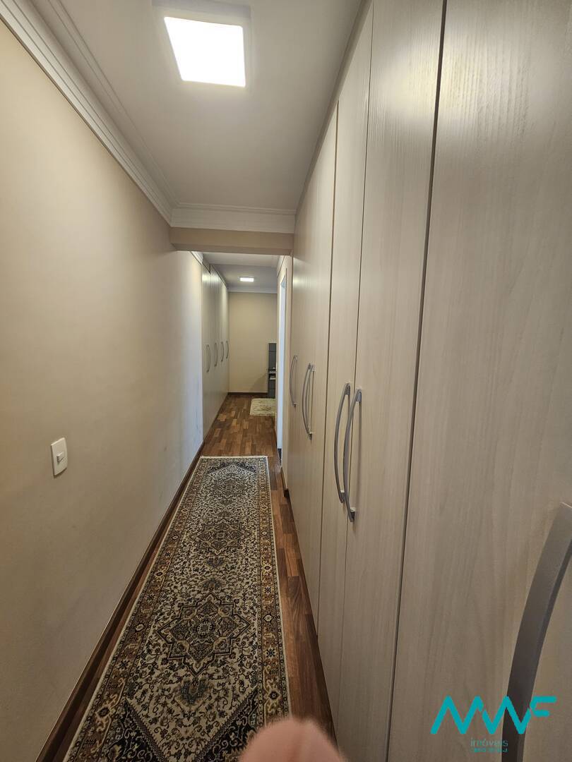 Apartamento à venda com 3 quartos, 196m² - Foto 29