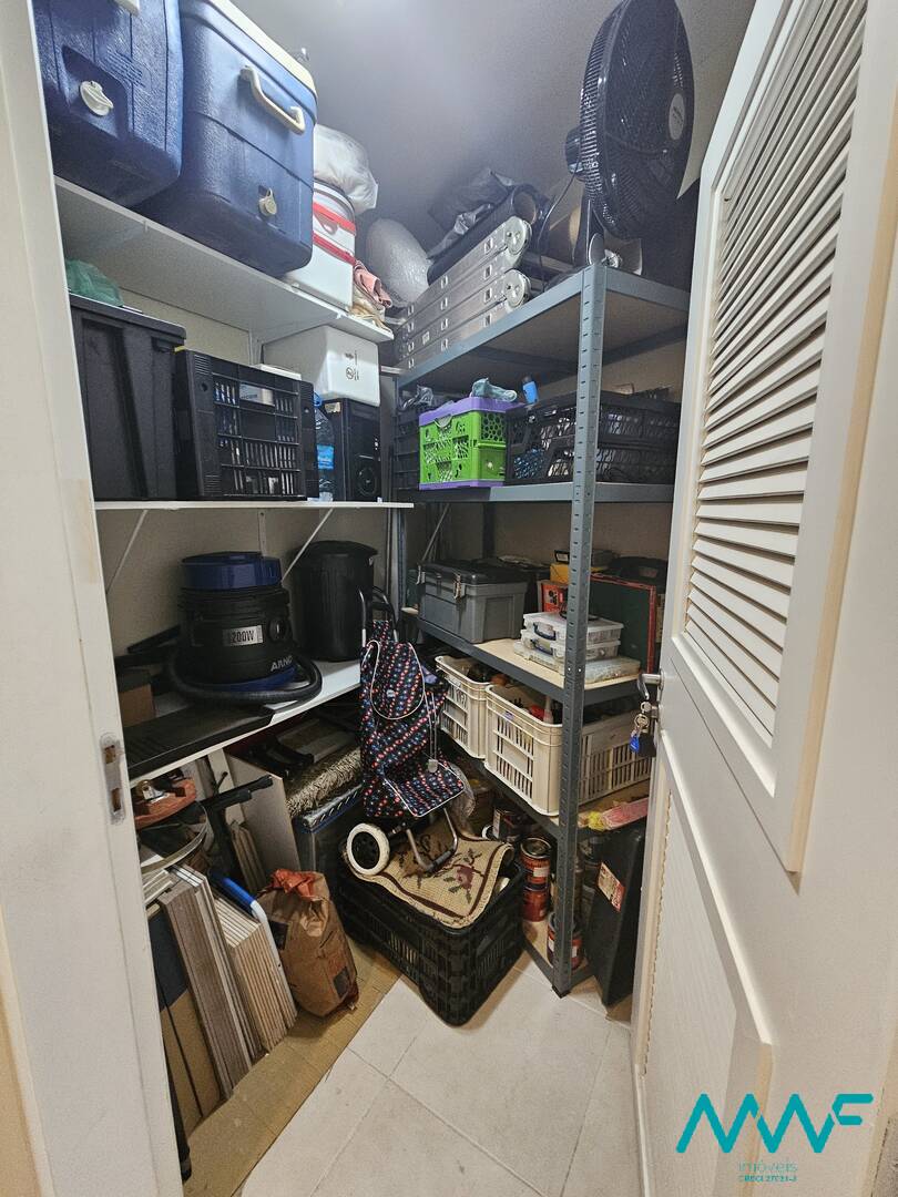 Apartamento à venda com 3 quartos, 196m² - Foto 40