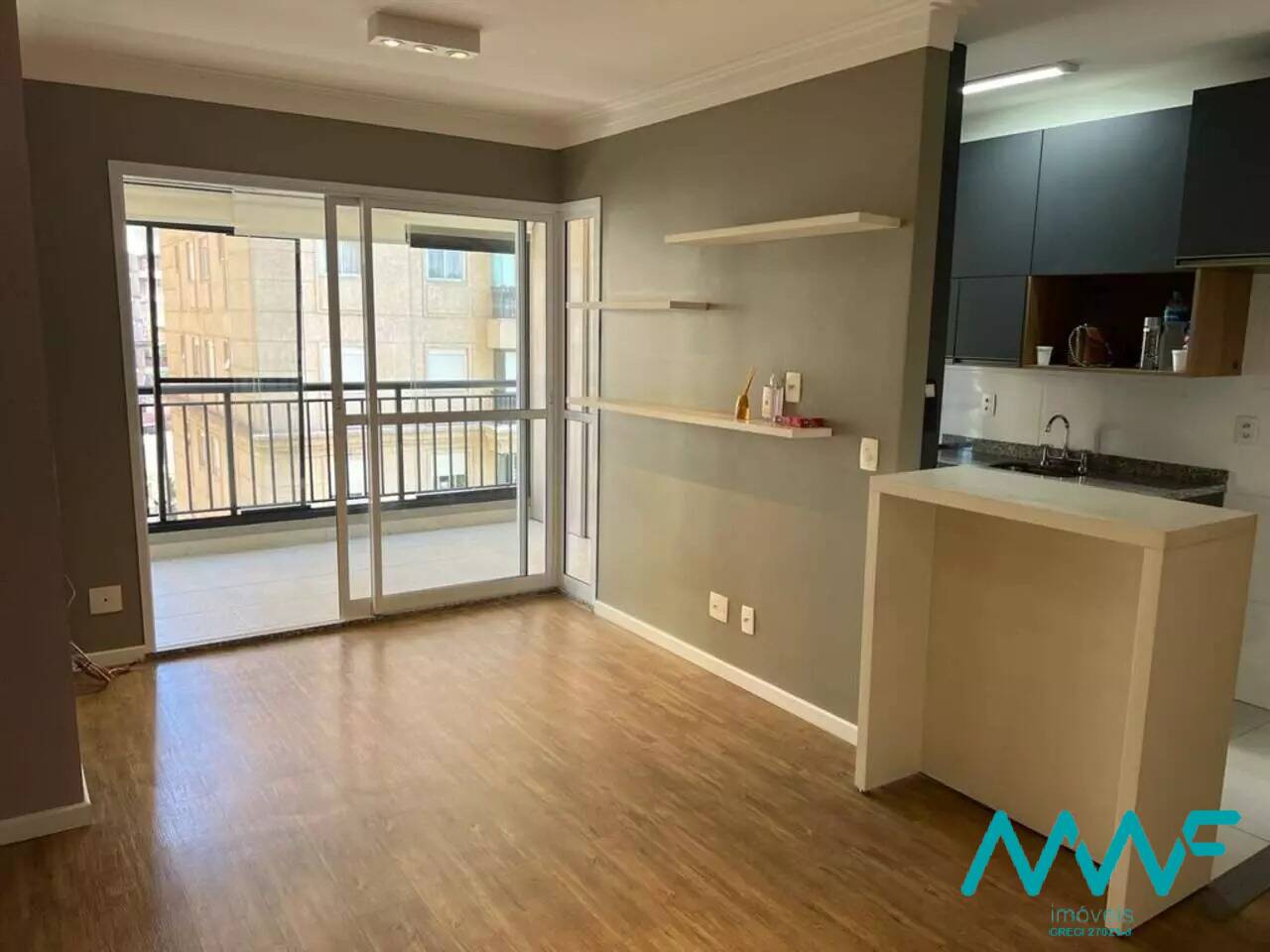 Apartamento à venda com 3 quartos, 73m² - Foto 1