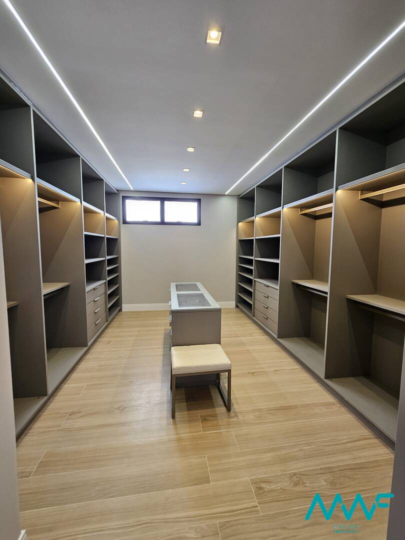 Casa de Condomínio à venda com 4 quartos, 570m² - Foto 16