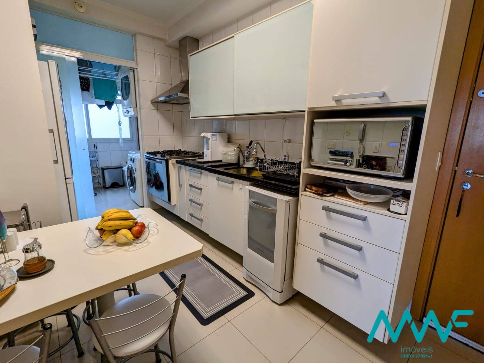 Apartamento à venda com 3 quartos, 133m² - Foto 18