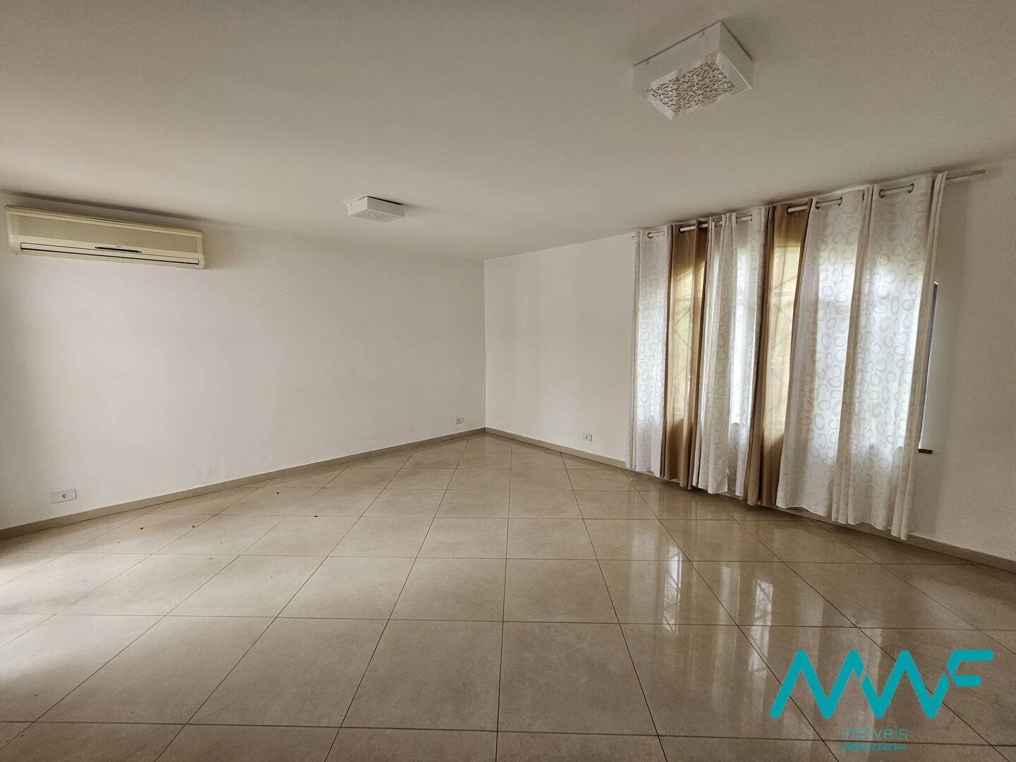 Casa de Condomínio à venda com 4 quartos, 322m² - Foto 18