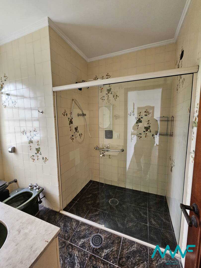 Casa de Condomínio à venda com 4 quartos, 322m² - Foto 35