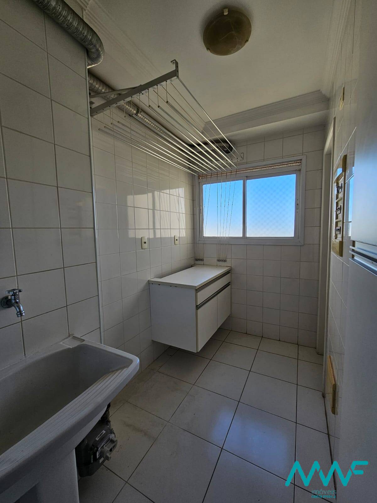 Apartamento à venda com 3 quartos, 110m² - Foto 8