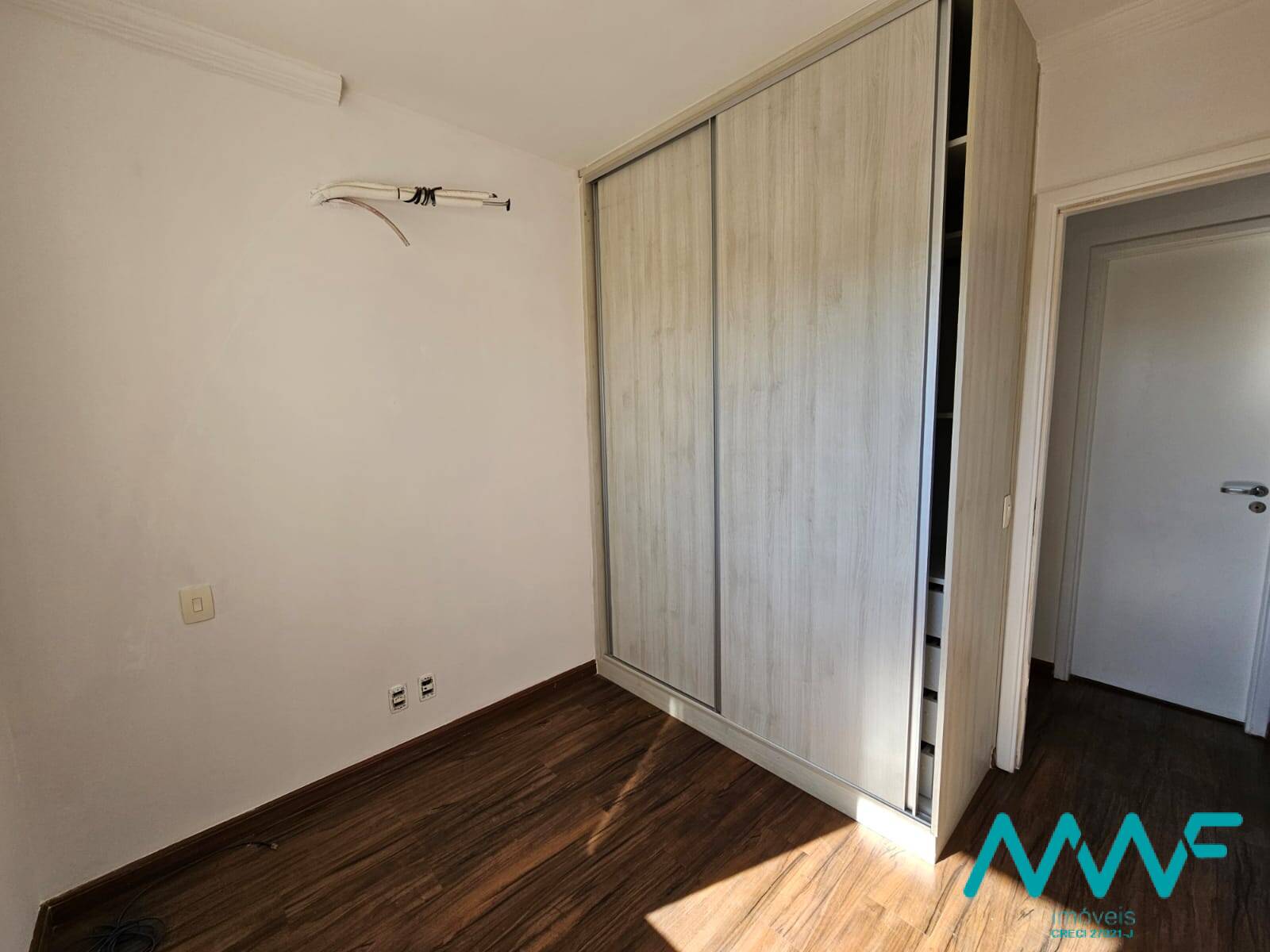 Apartamento à venda com 3 quartos, 110m² - Foto 15