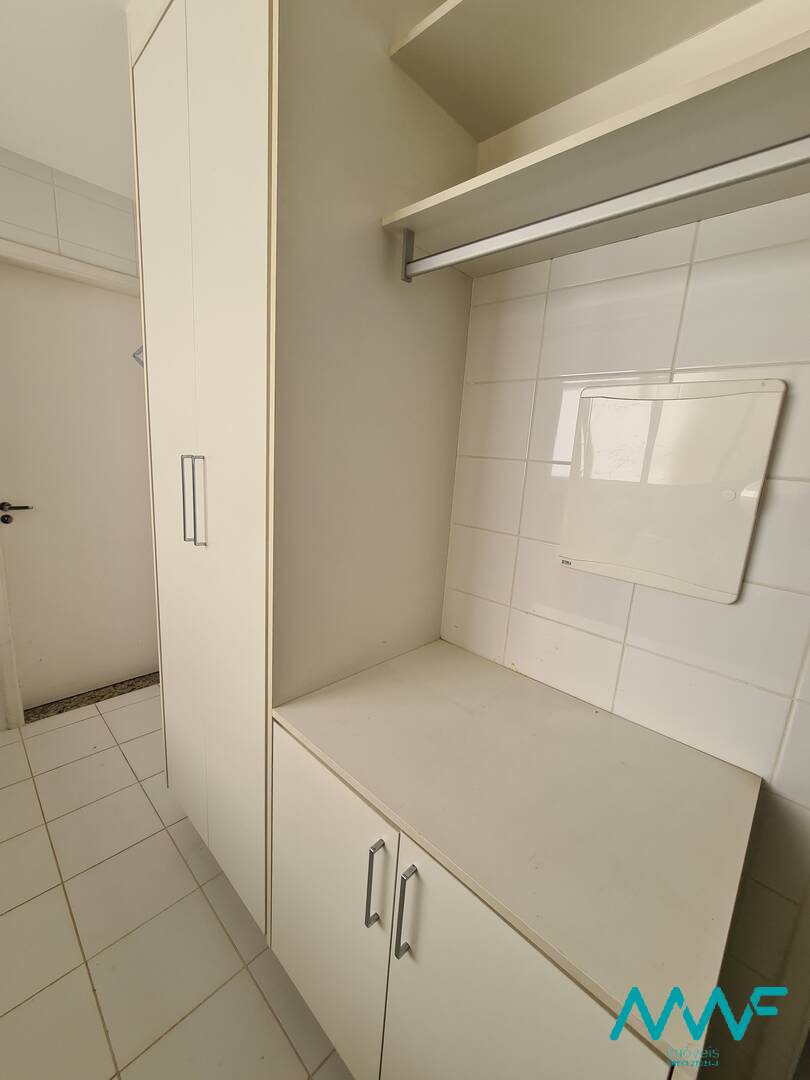 Apartamento para alugar com 4 quartos, 158m² - Foto 14