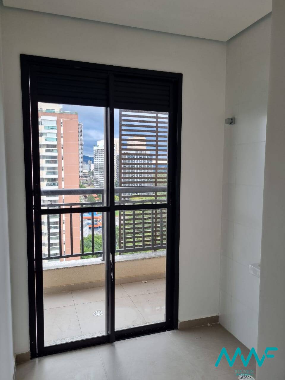 Apartamento à venda com 1 quarto, 40m² - Foto 4