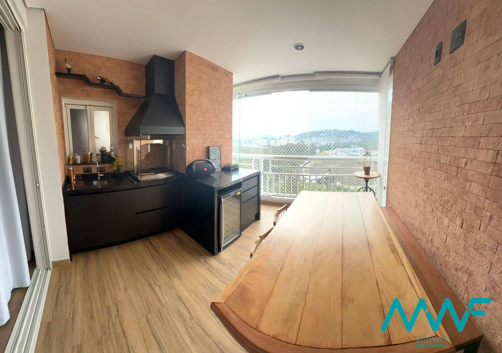 Apartamento à venda com 3 quartos, 123m² - Foto 1