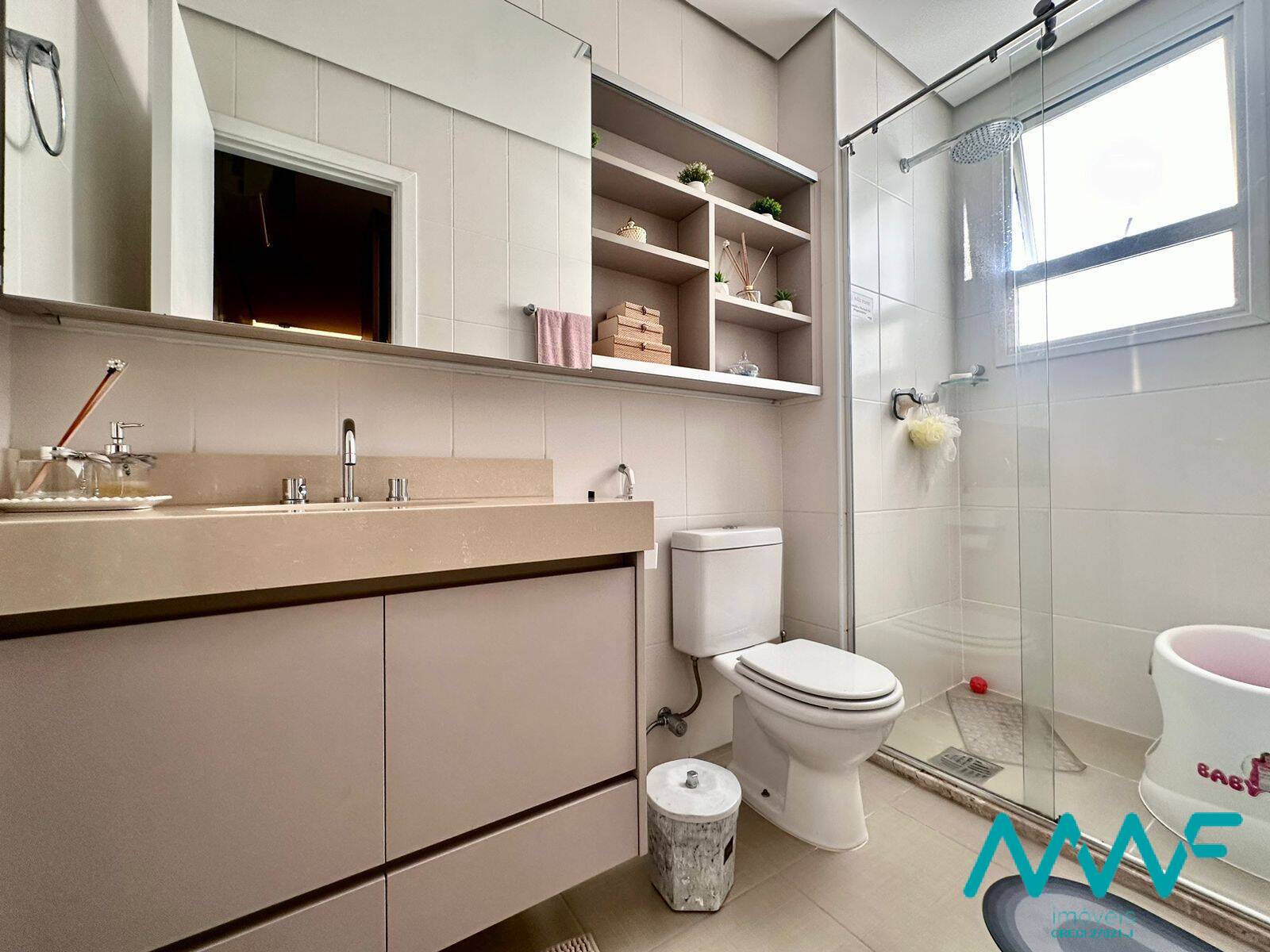 Apartamento à venda com 3 quartos, 123m² - Foto 12