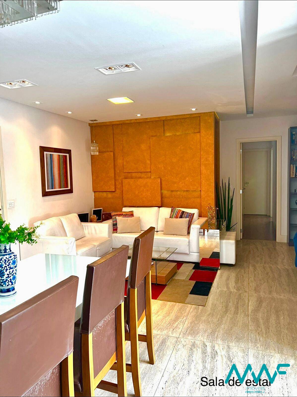 Apartamento à venda com 3 quartos, 123m² - Foto 1