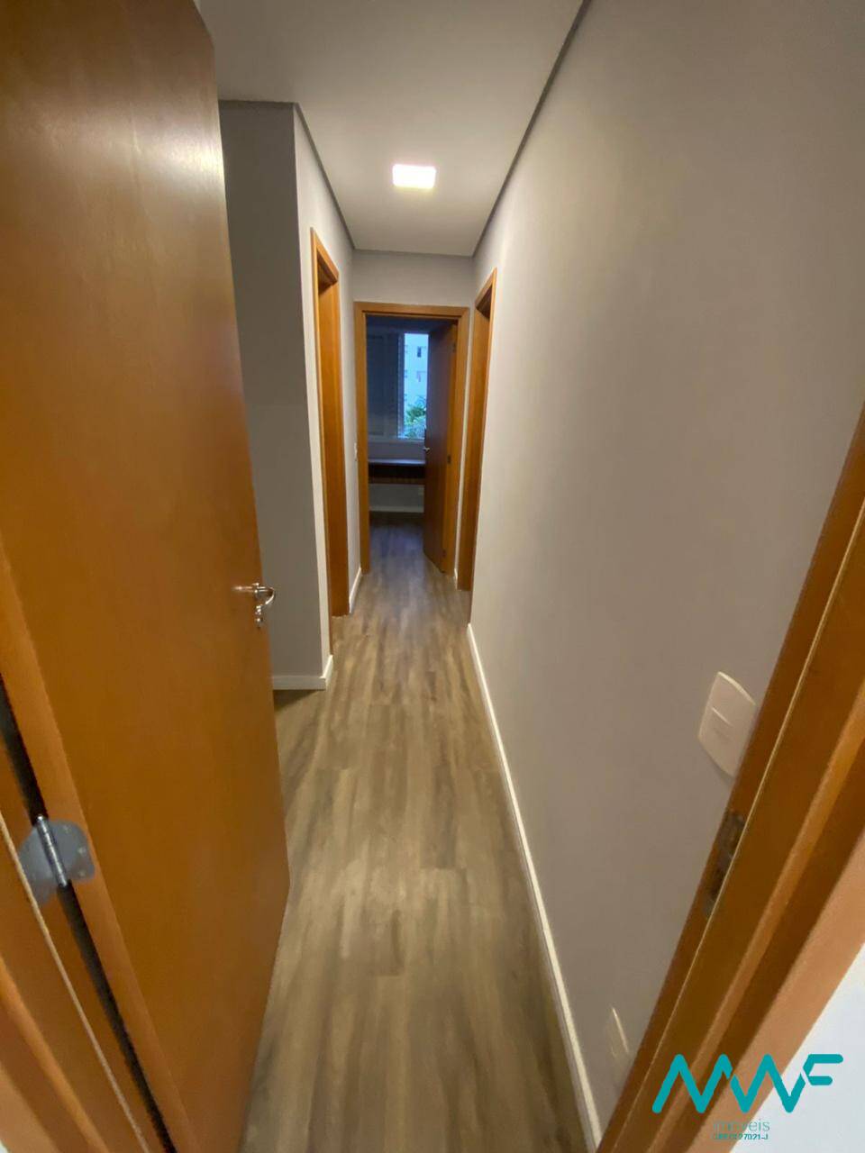 Apartamento à venda com 3 quartos, 123m² - Foto 9