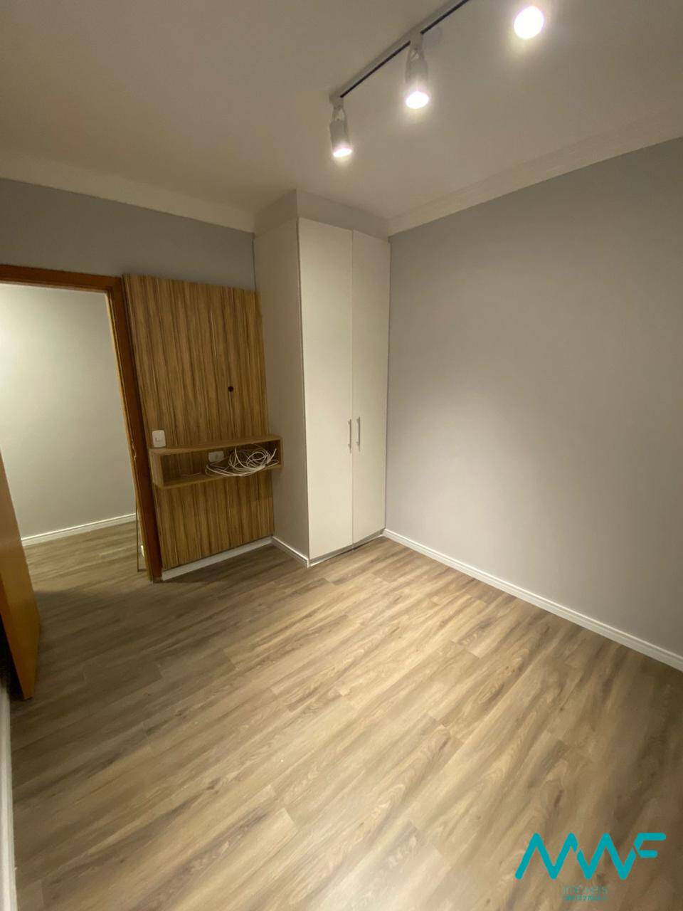 Apartamento à venda com 3 quartos, 123m² - Foto 12