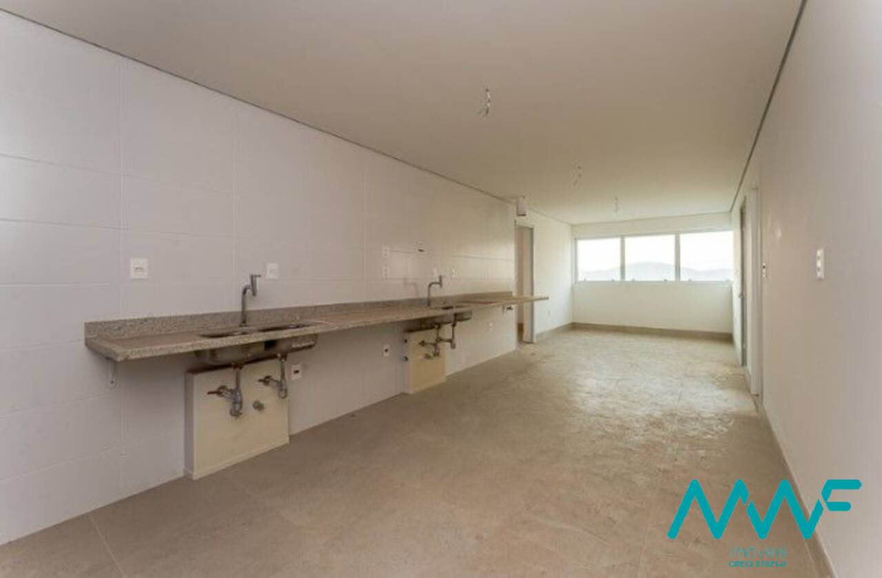 Apartamento à venda com 4 quartos, 338m² - Foto 27