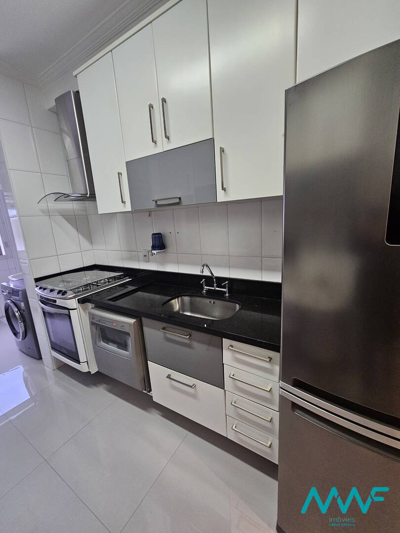 Apartamento à venda com 3 quartos, 101m² - Foto 11